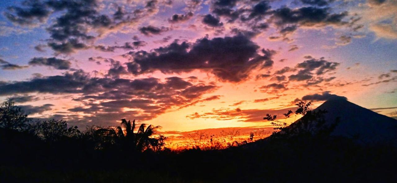 Hostel Santa Cruz Ometepe Altagracia Екстер'єр фото
