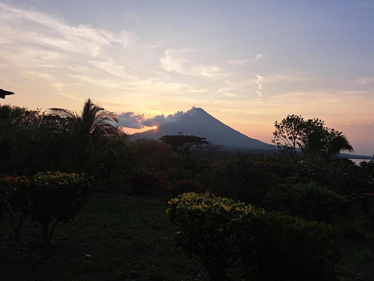 Hostel Santa Cruz Ometepe Altagracia Екстер'єр фото